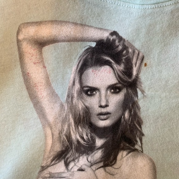 VINTAGE MARC JACOBS PROTECT SKIN CAMPAIGN T-SHIRT - Picture 3 of 5